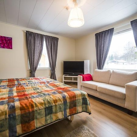 Kymppi Villa Rovaniemi Oda fotoğraf