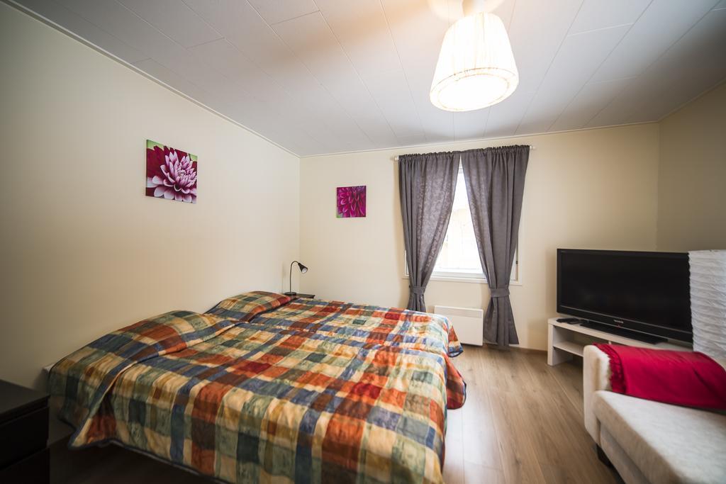 Kymppi Villa Rovaniemi Oda fotoğraf